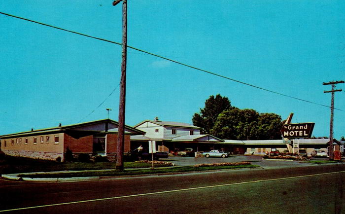 Grand Motel